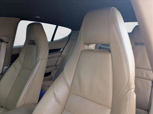 Used 2010 Porsche Panamera S image 12