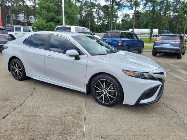 Certified 2023 Toyota Camry SE FWD image 9