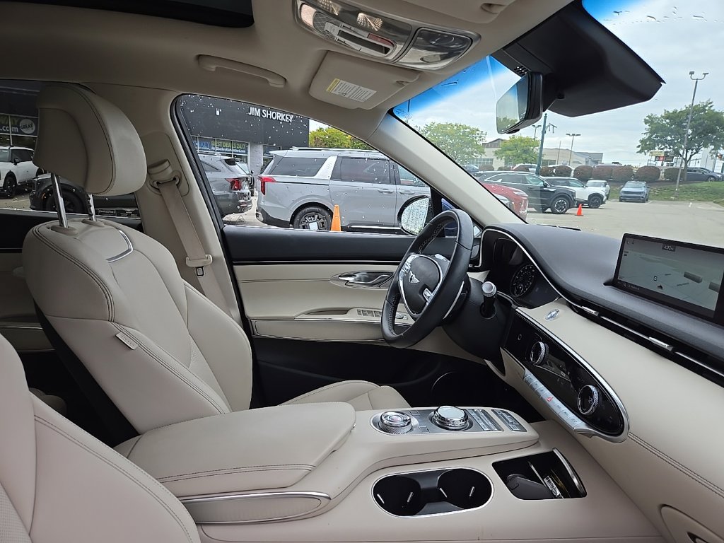 Used 2023 Genesis GV70 2.5T w/ Select Package AWD/4WD image 35