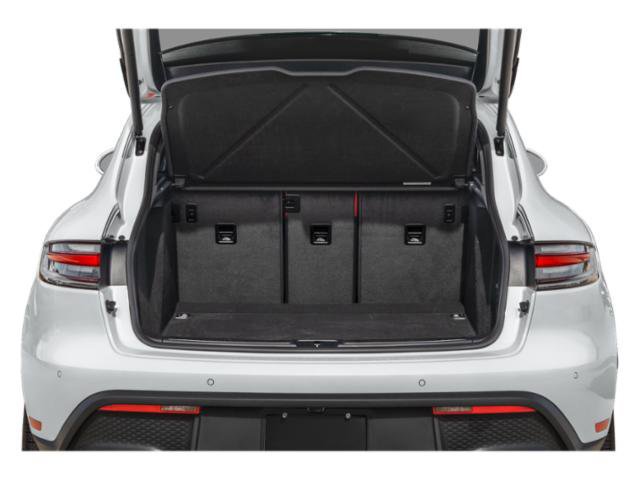Certified 2026 Porsche Macan AWD/4WD image 12