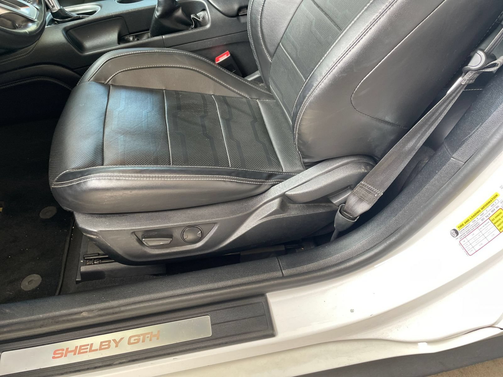 Used 2022 Ford Mustang GT Premium w/ GT Performance Package RWD image 22
