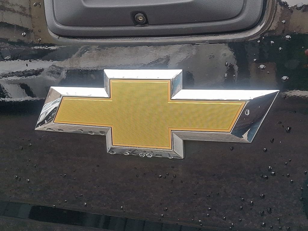 Used 2018 Chevrolet Silverado 1500 LT w/ All Star Edition image 28