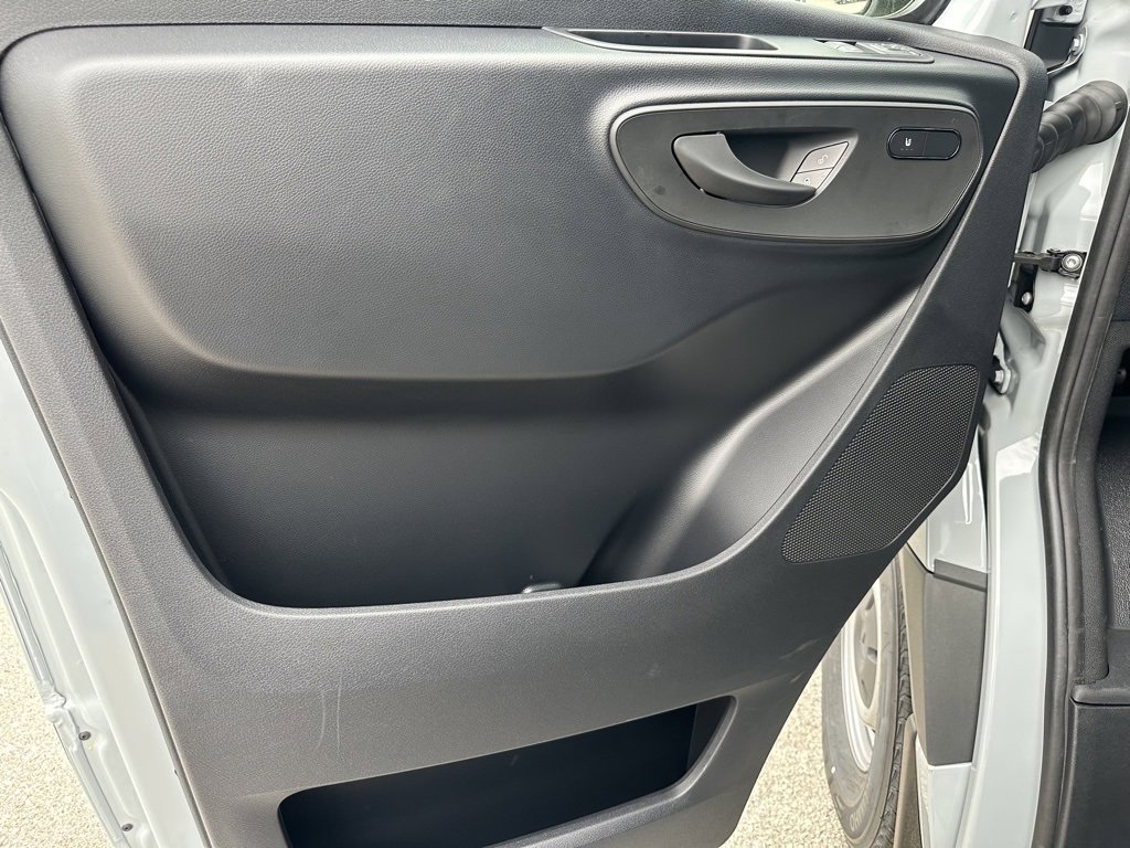 New 2024 Mercedes-Benz Sprinter 144 Cargo image 5