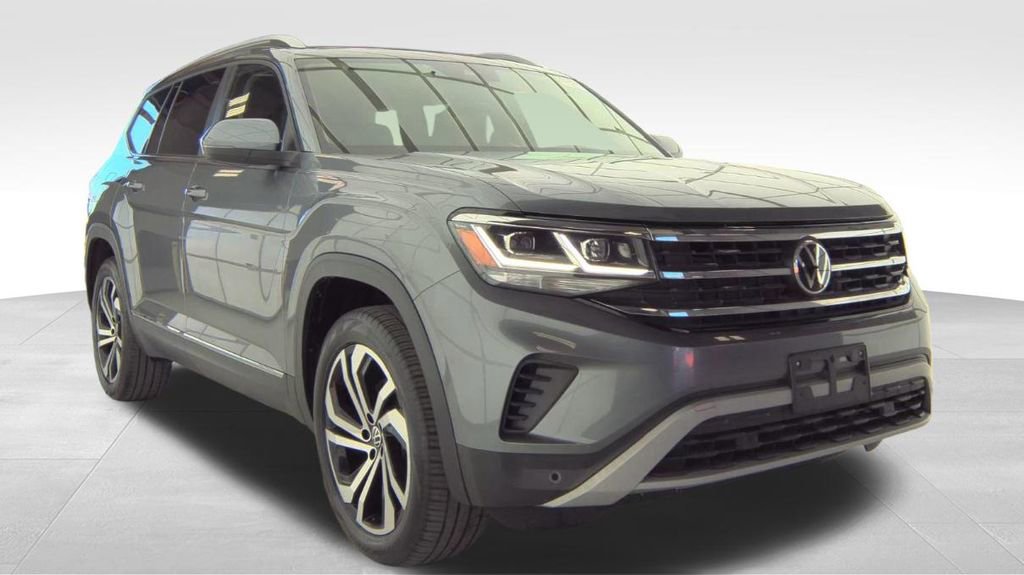 Used 2022 Volkswagen Atlas SEL AWD/4WD image 3