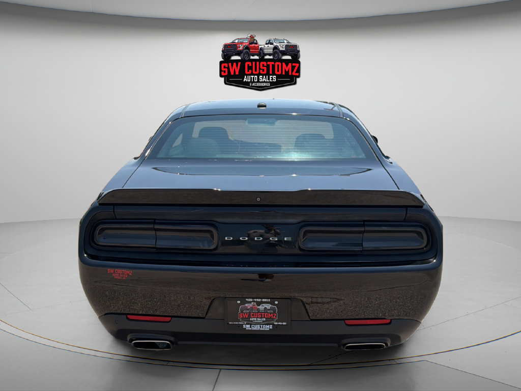 Used 2021 Dodge Challenger GT RWD image 6
