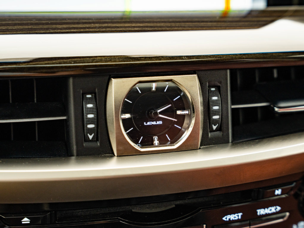 Certified 2021 Lexus LX 570 4WD w/ Luxury Package image 36