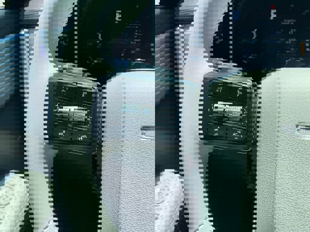 New 2024 Hyundai Santa Fe Limited image 5