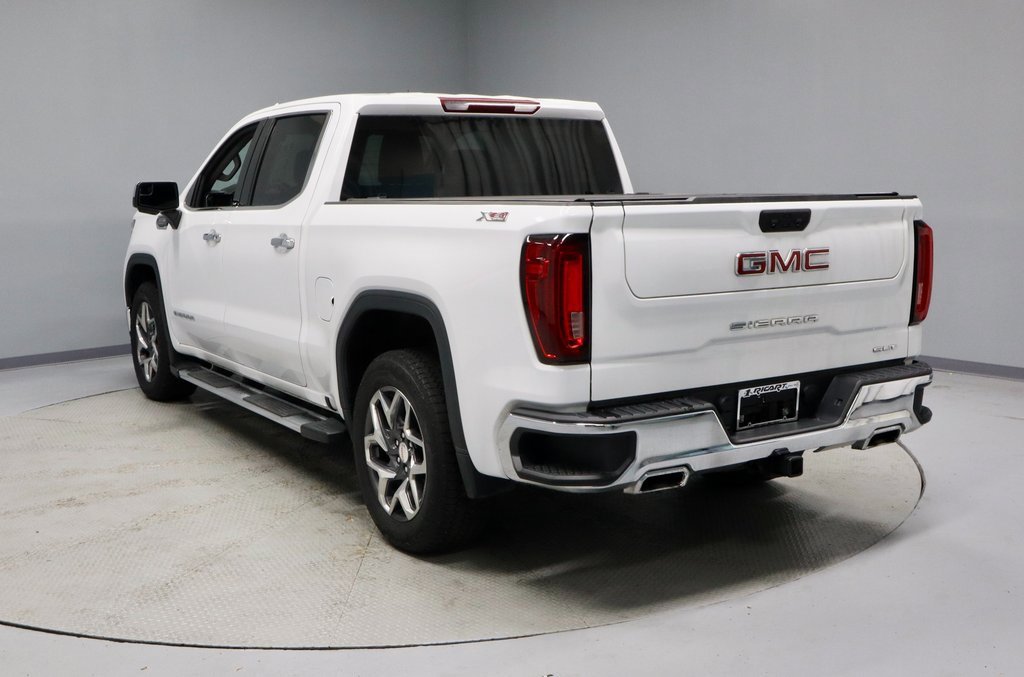 Used 2022 GMC Sierra 1500 SLT w/ SLT Premium Package image 9