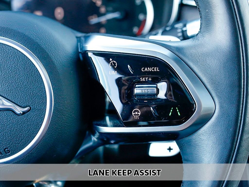 Used 2022 Jaguar F-PACE S AWD/4WD image 7