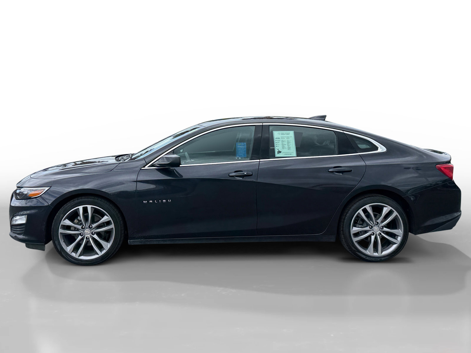 Used 2023 Chevrolet Malibu LT FWD image 2
