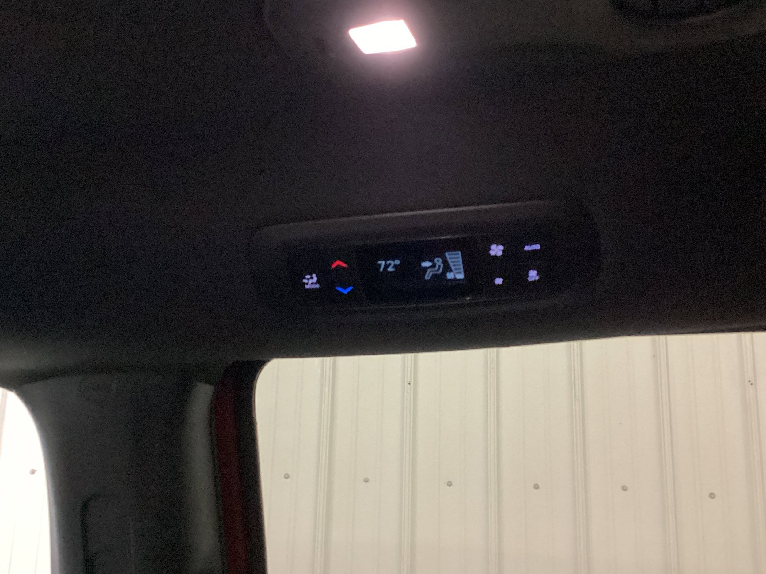 New 2026 Chrysler Pacifica Select FWD image 33
