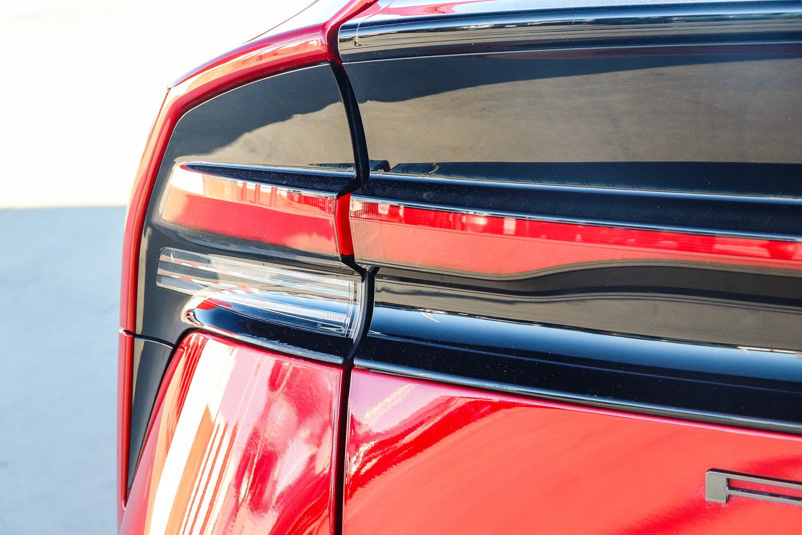 Certified 2024 Toyota Prius XLE AWD/4WD image 10