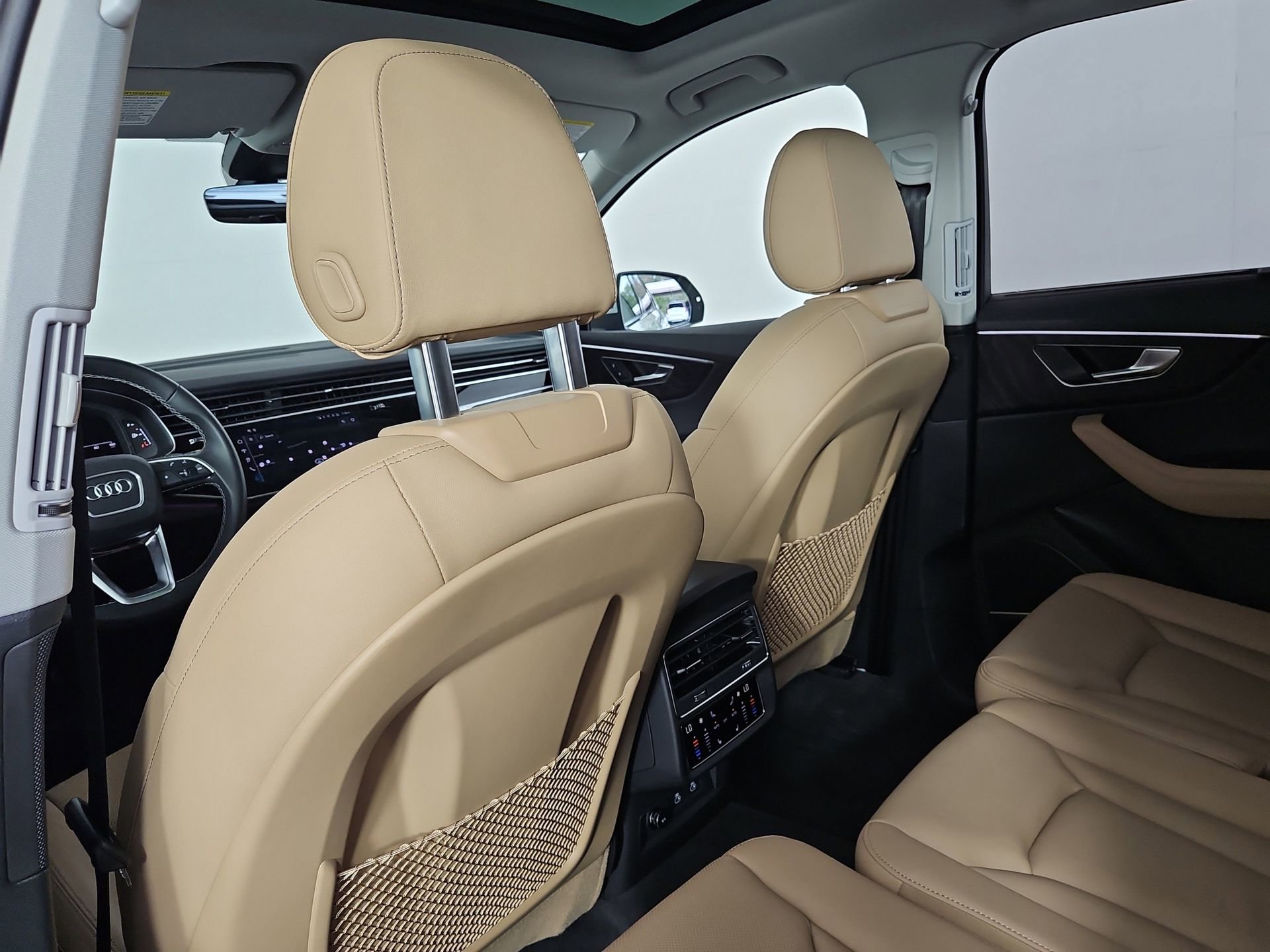 Certified 2025 Audi Q7 2.0T Premium Plus w/ Premium Plus Package image 44