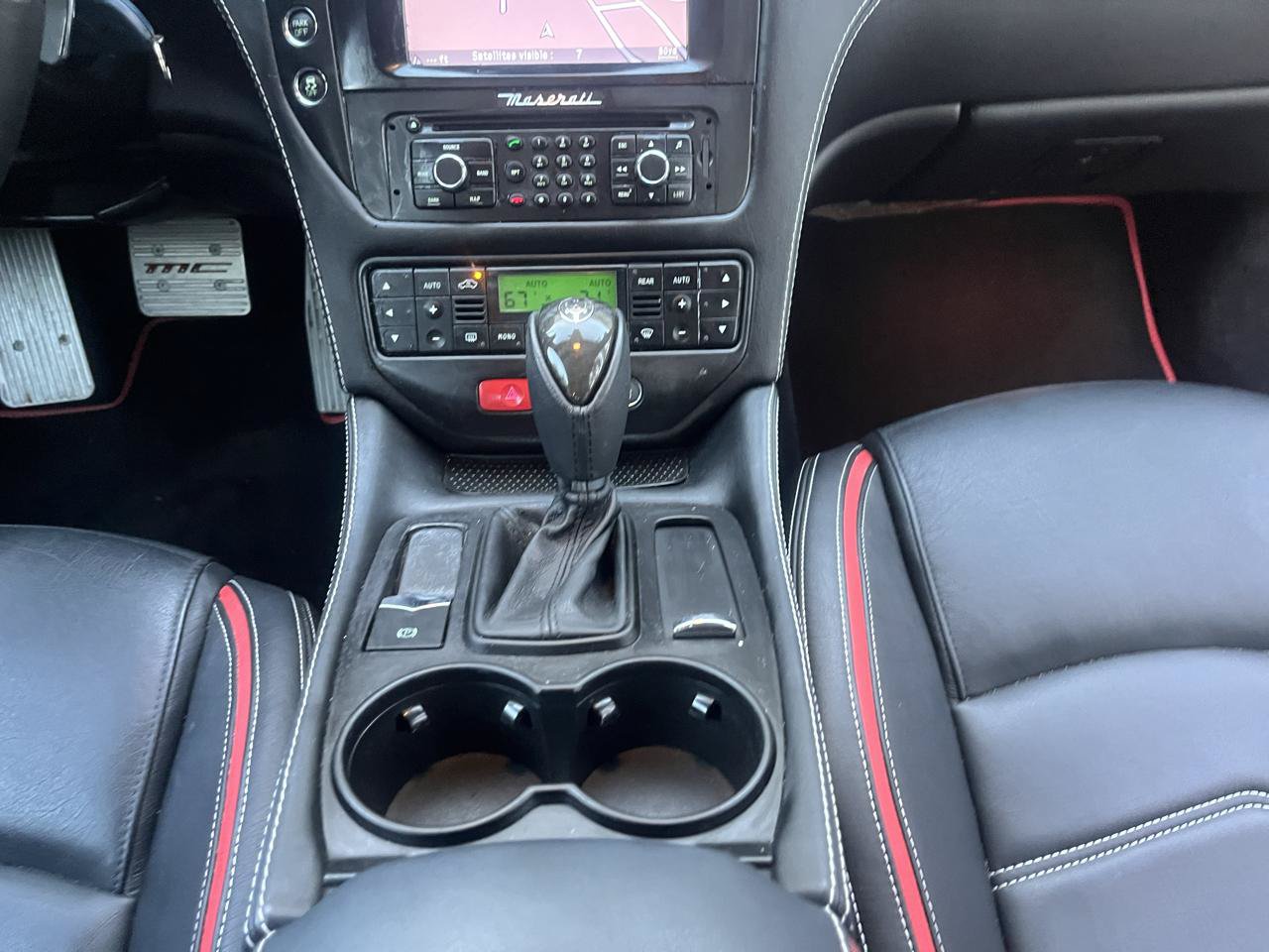 Used 2015 Maserati GranTurismo MC Centennial RWD image 39