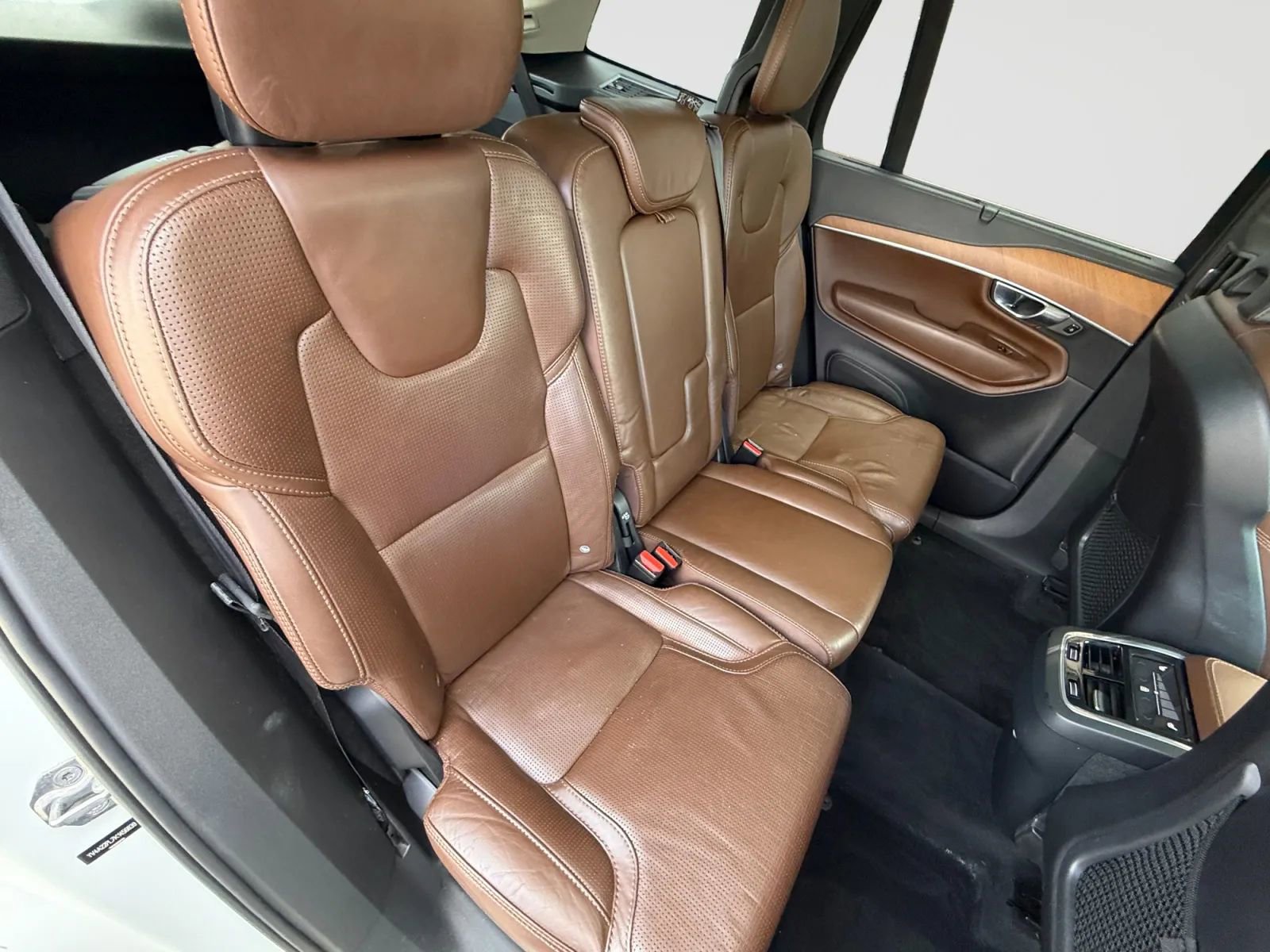 Used 2019 Volvo XC90 T6 Inscription w/ Advanced Package AWD/4WD image 16