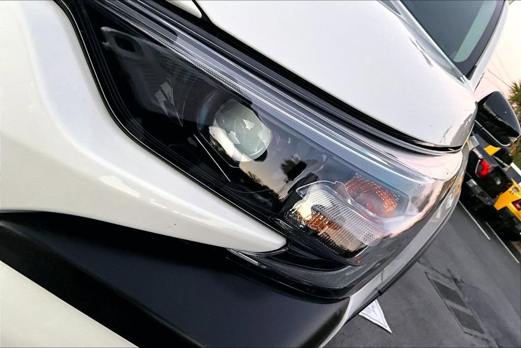 Used 2024 Subaru Outback Premium image 30