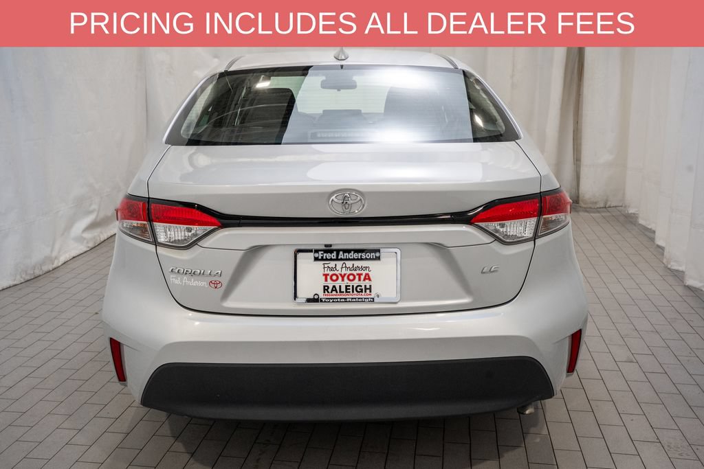 Used 2024 Toyota Corolla LE FWD image 4