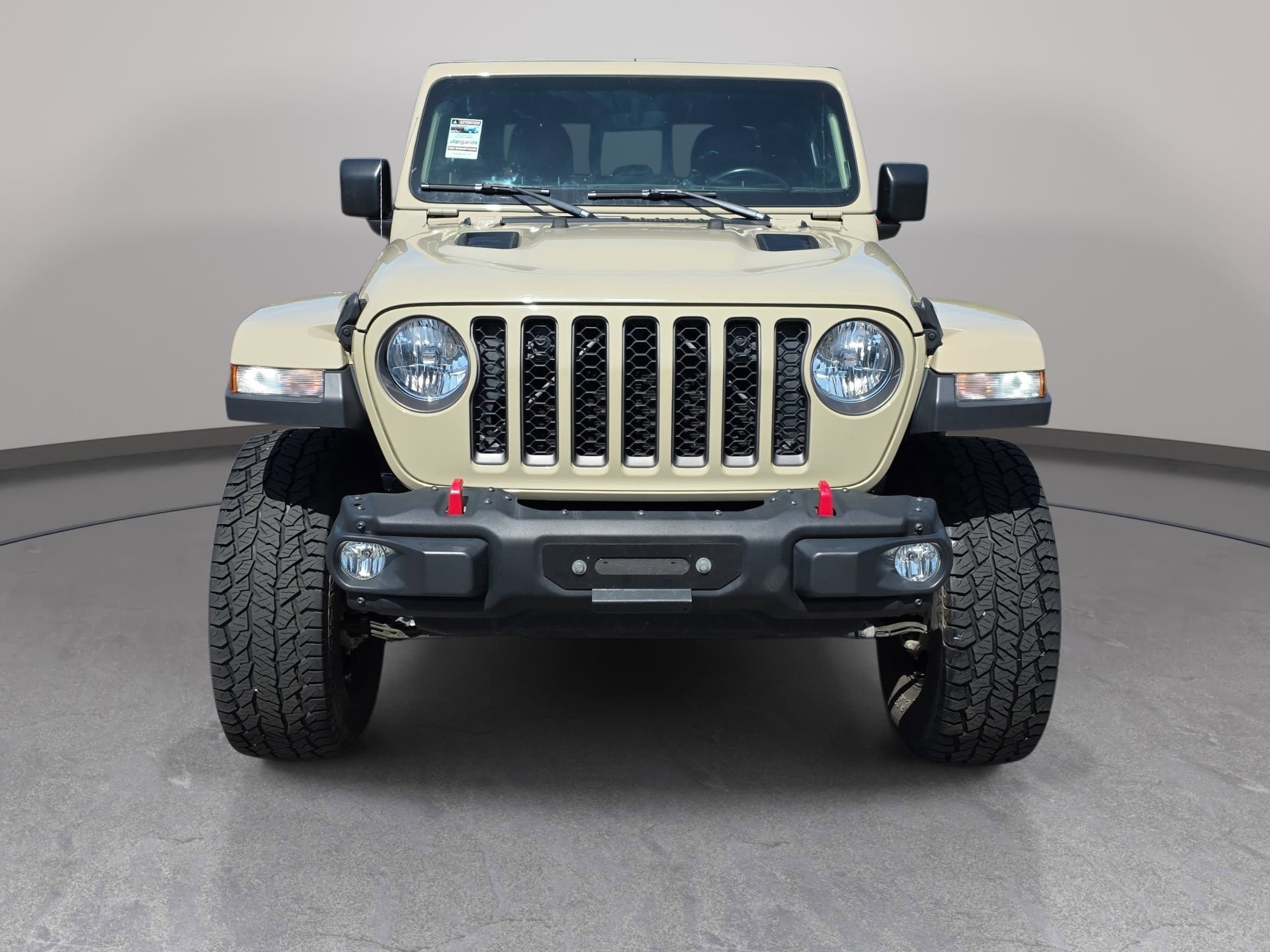 Used 2020 Jeep Gladiator Rubicon AWD/4WD image 2