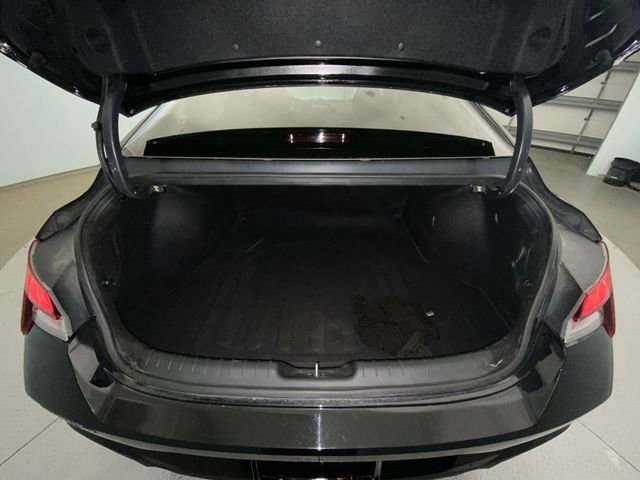 Used 2023 Hyundai Elantra SEL FWD image 22