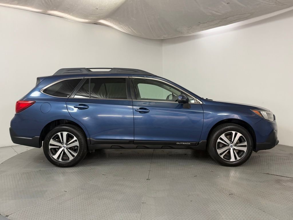 Used 2019 Subaru Outback 2.5i Limited image 5