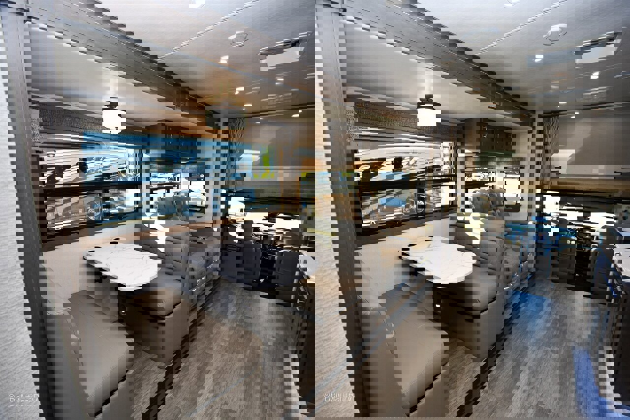 Used 2024 RAM 5500 SLT w/ Quick Order Package 2YG SLT image 12