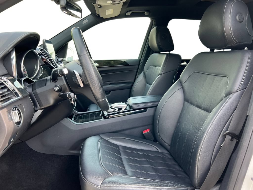 Used 2019 Mercedes-Benz GLS 450 4MATIC image 6