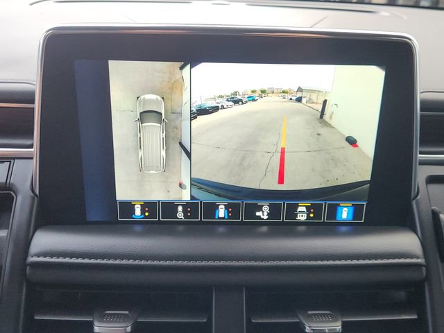 Used 2023 Chevrolet Tahoe LT w/ Luxury Package AWD/4WD image 6