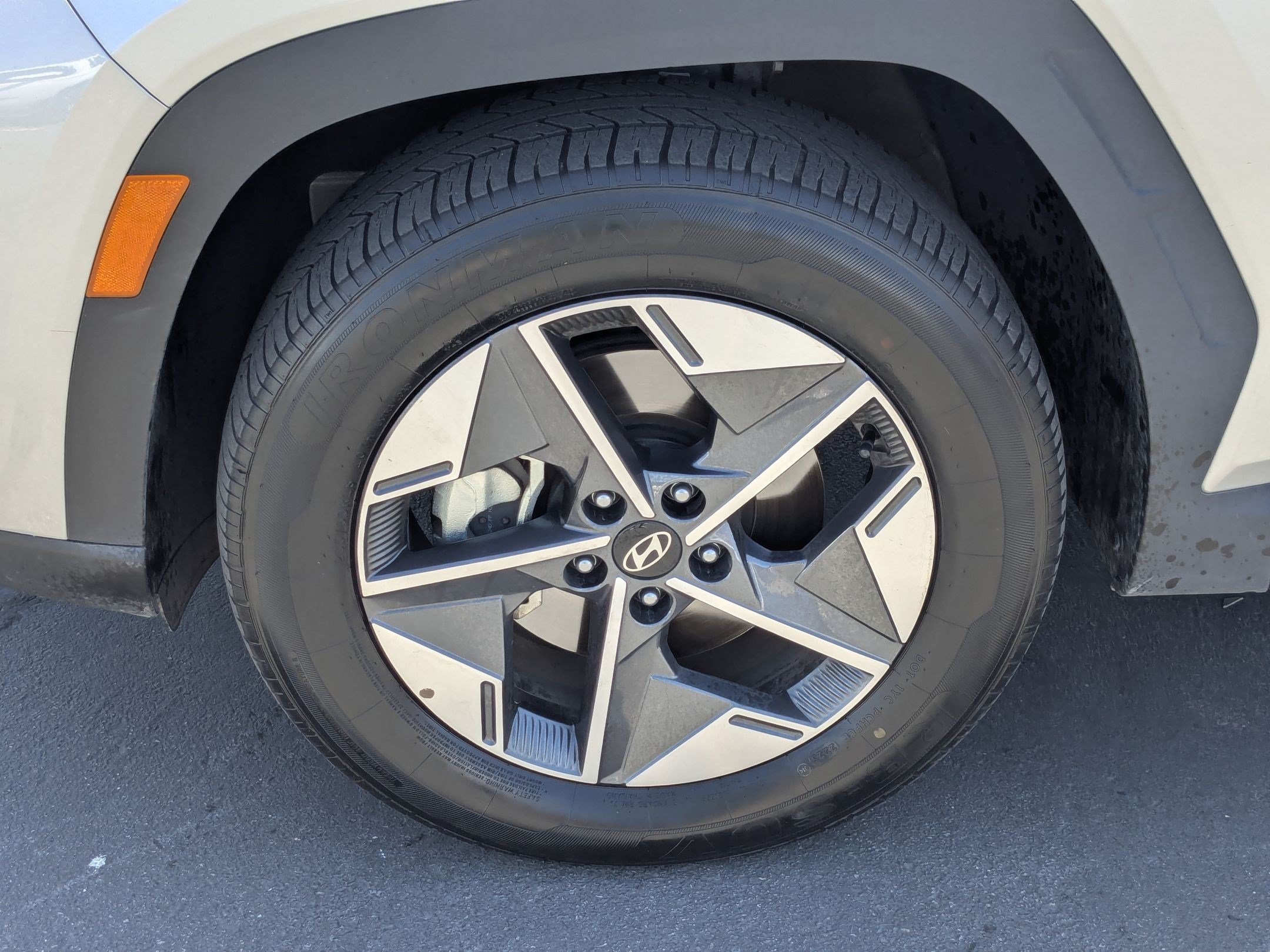 Certified 2025 Hyundai Tucson SEL AWD/4WD image 14