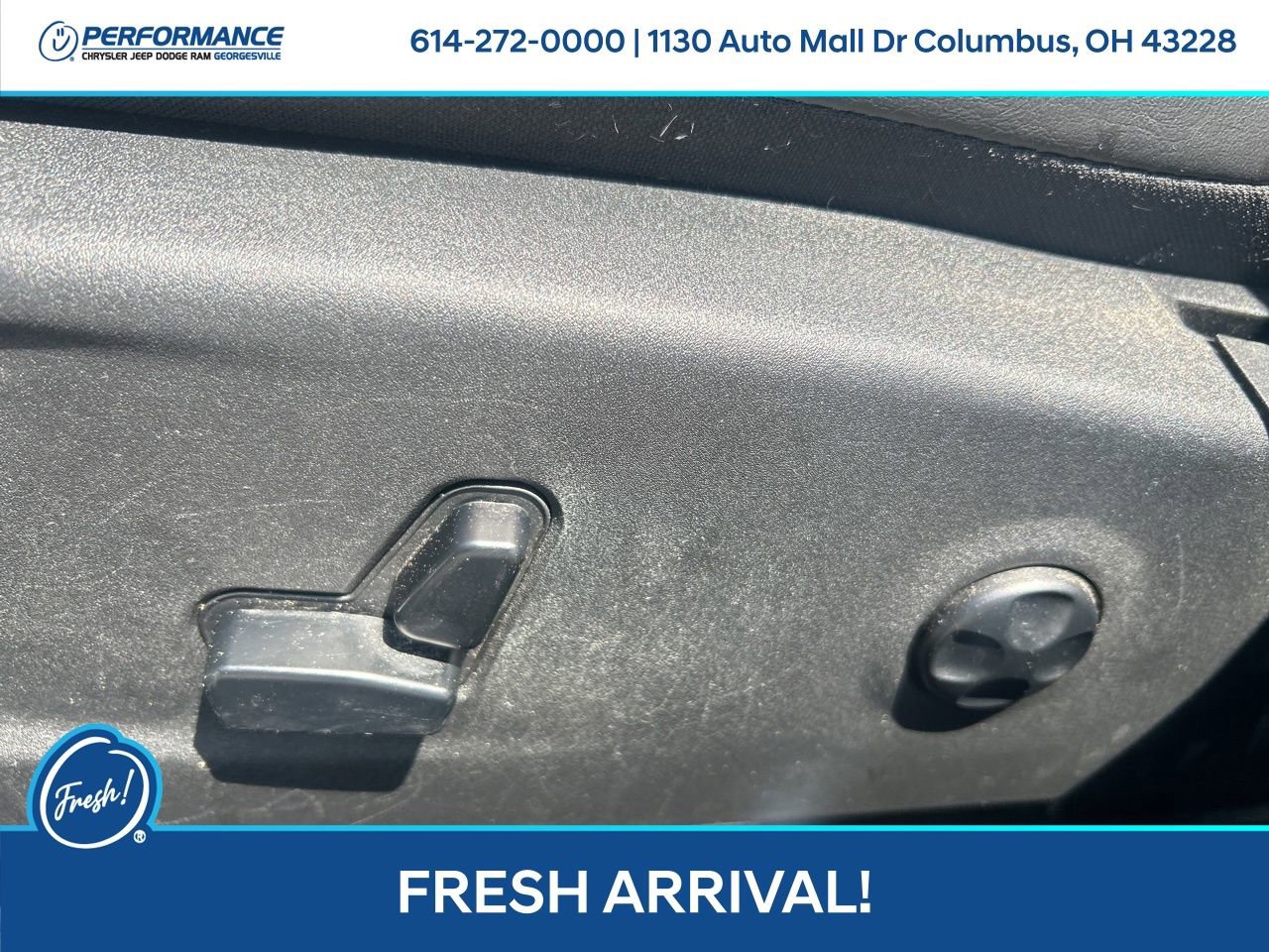 Used 2020 Dodge Charger SXT w/ Plus Group RWD image 13