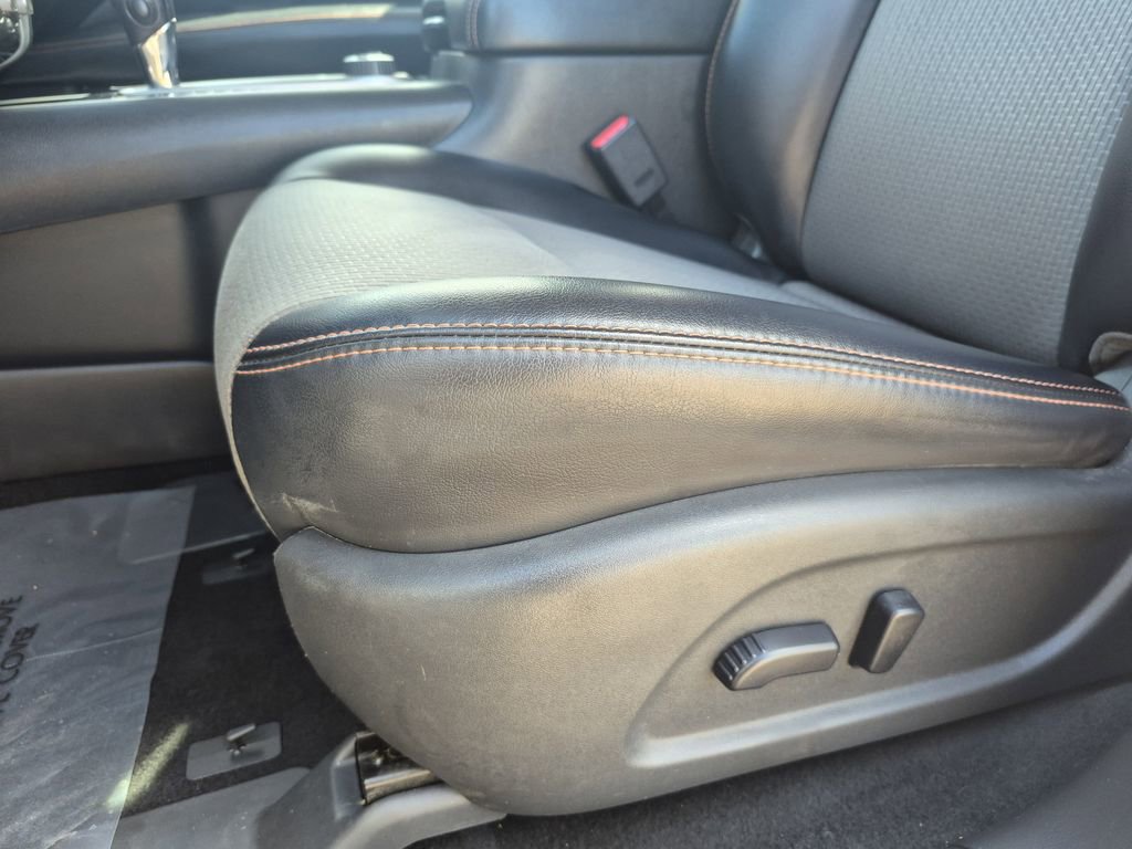 Used 2019 Nissan Pathfinder SV w/ Rock Creek Edition image 12