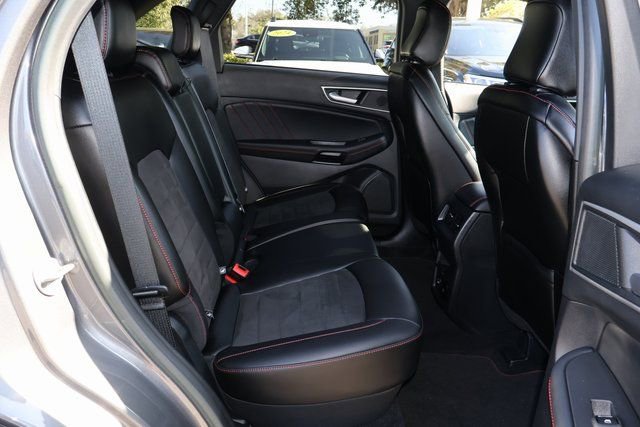 Used 2021 Ford Edge ST-Line image 17