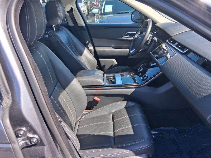 Used 2018 Land Rover Range Rover Velar S AWD/4WD image 8