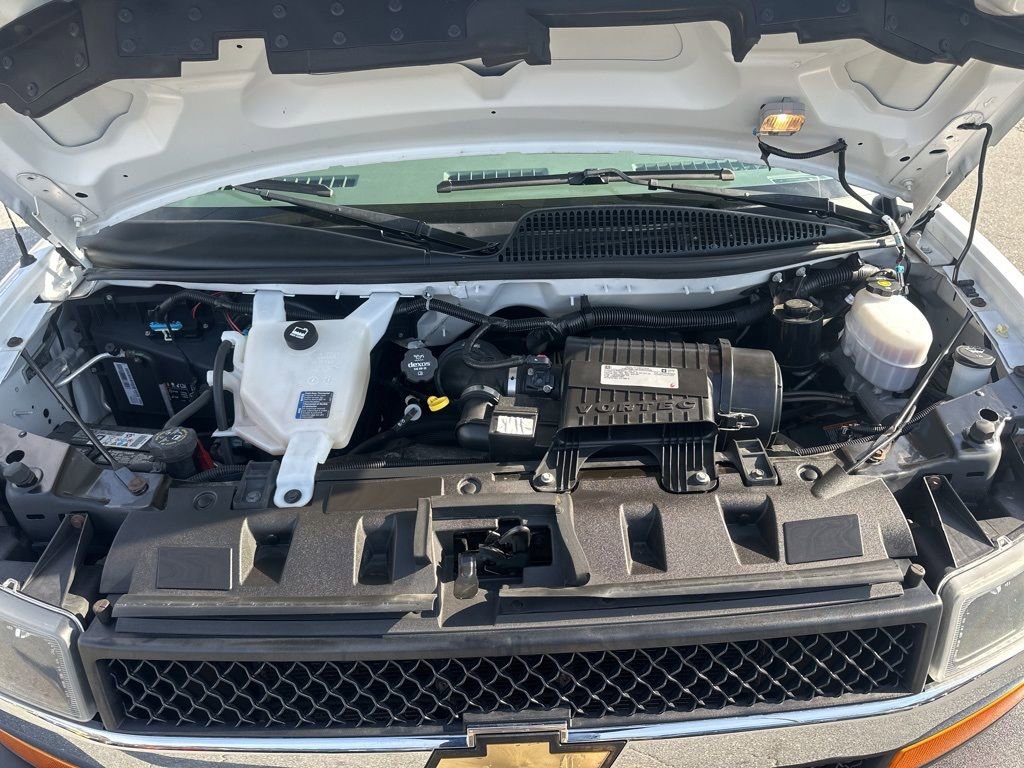 Used 2020 Chevrolet Express 3500 LT w/ LT Preferred Equipment Group image 28