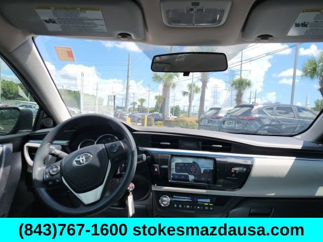 Used 2015 Toyota Corolla LE FWD image 2