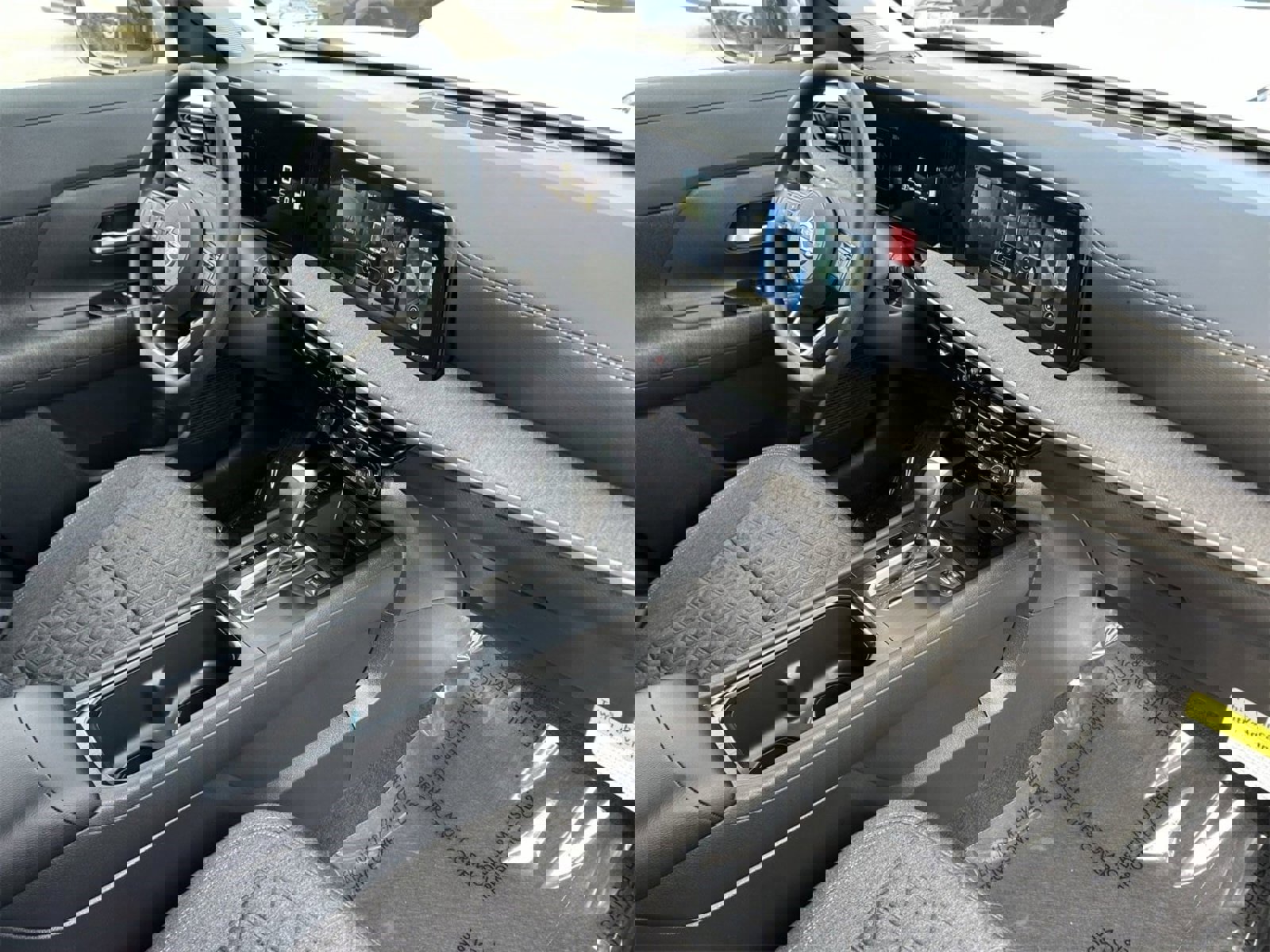 New 2026 Nissan Kicks SV image 10