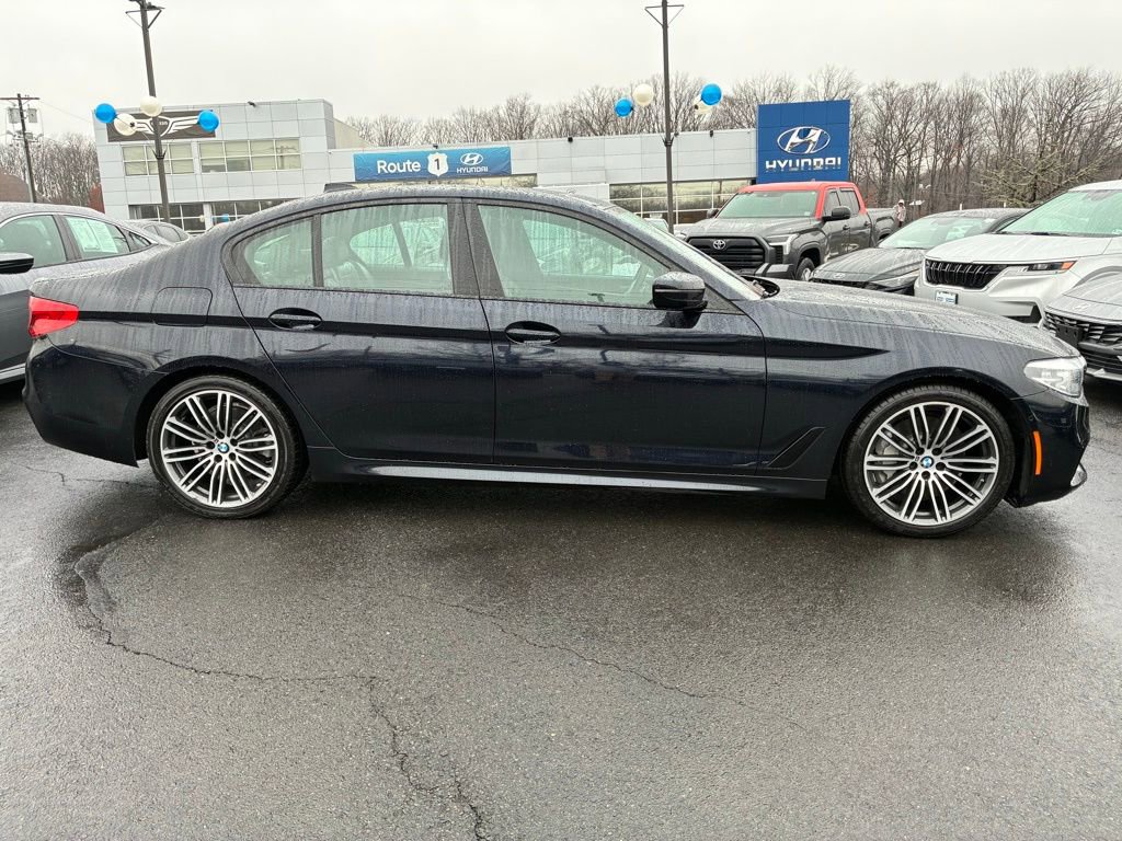 Used 2019 BMW 530i xDrive w/ M Sport Package image 8