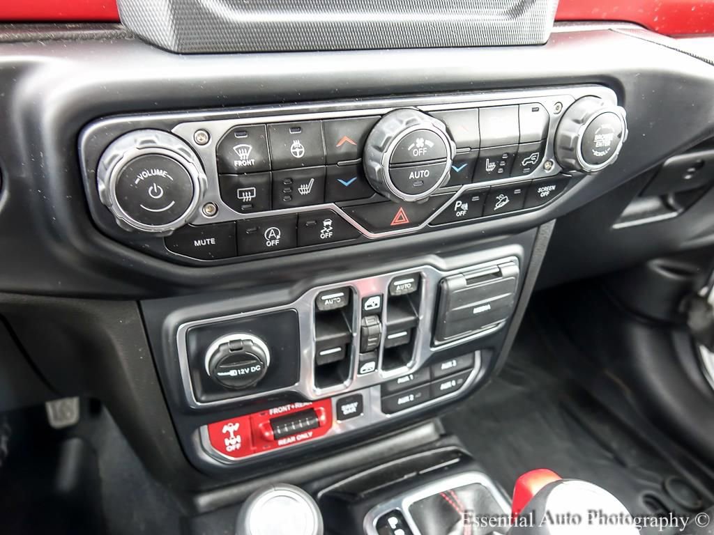 Used 2019 Jeep Wrangler Unlimited Rubicon w/ Dual Top Group AWD/4WD image 16