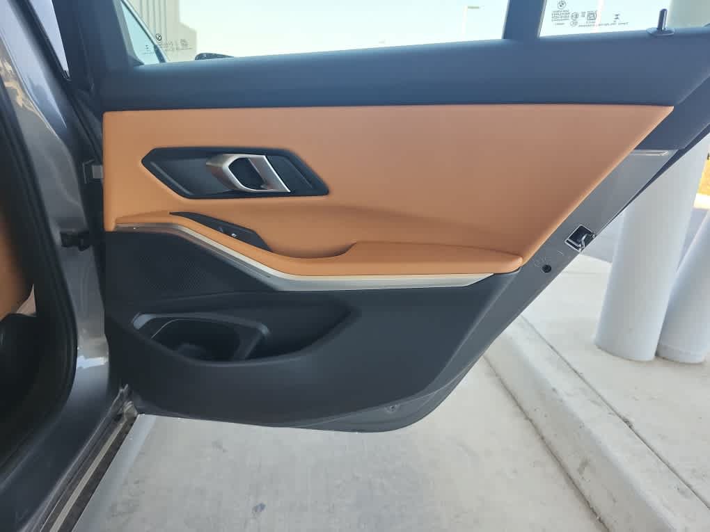 New 2026 BMW 330i xDrive Sedan AWD/4WD image 9