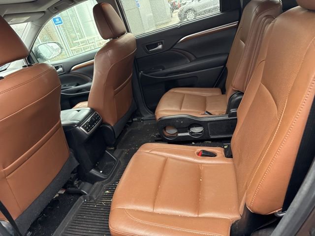 Used 2018 Toyota Highlander Limited Platinum image 8