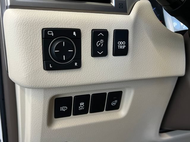 Used 2015 Lexus GX 460 Luxury AWD/4WD image 34