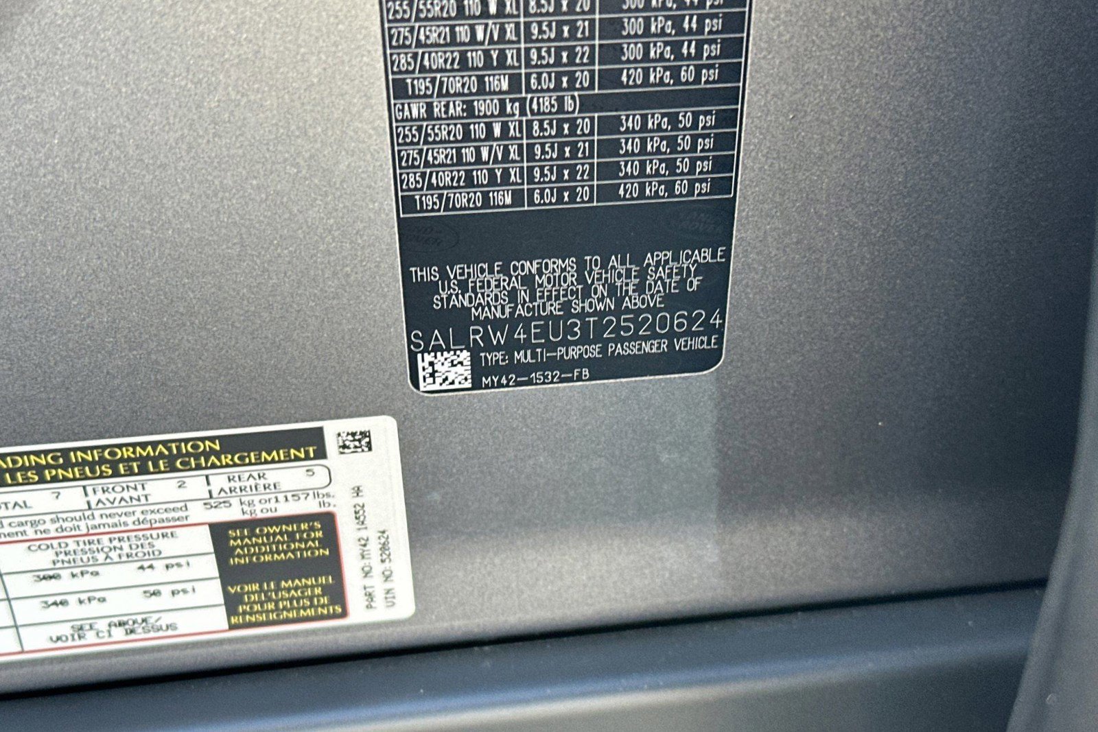 New 2026 Land Rover Discovery Limited Edition AWD/4WD image 19