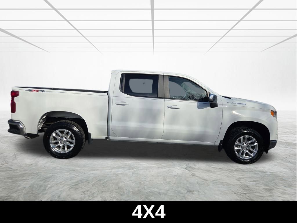Used 2023 Chevrolet Silverado 1500 LT image 3