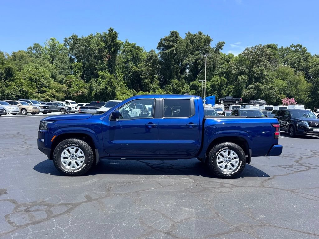 Used 2023 Nissan Frontier SV w/ SV Convenience Package AWD/4WD image 3