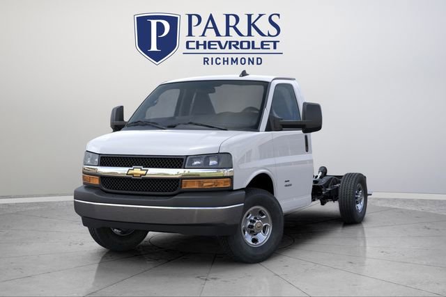 New 2025 Chevrolet Express 3500 w/ Power Convenience Package RWD image 6