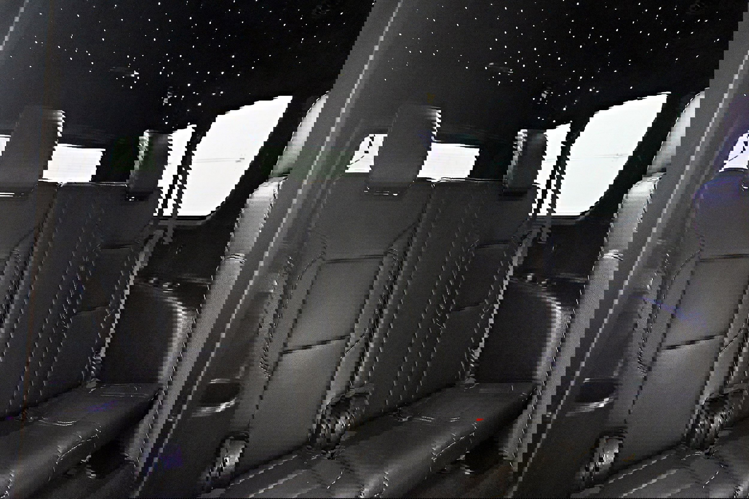 Used 2020 Chevrolet Suburban Premier w/ RST 6.2L Performance Edition image 39