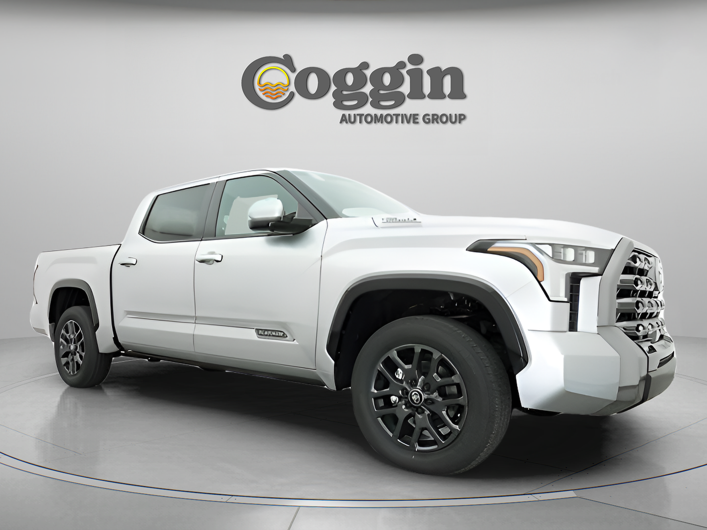 Used 2025 Toyota Tundra Platinum AWD/4WD image 25