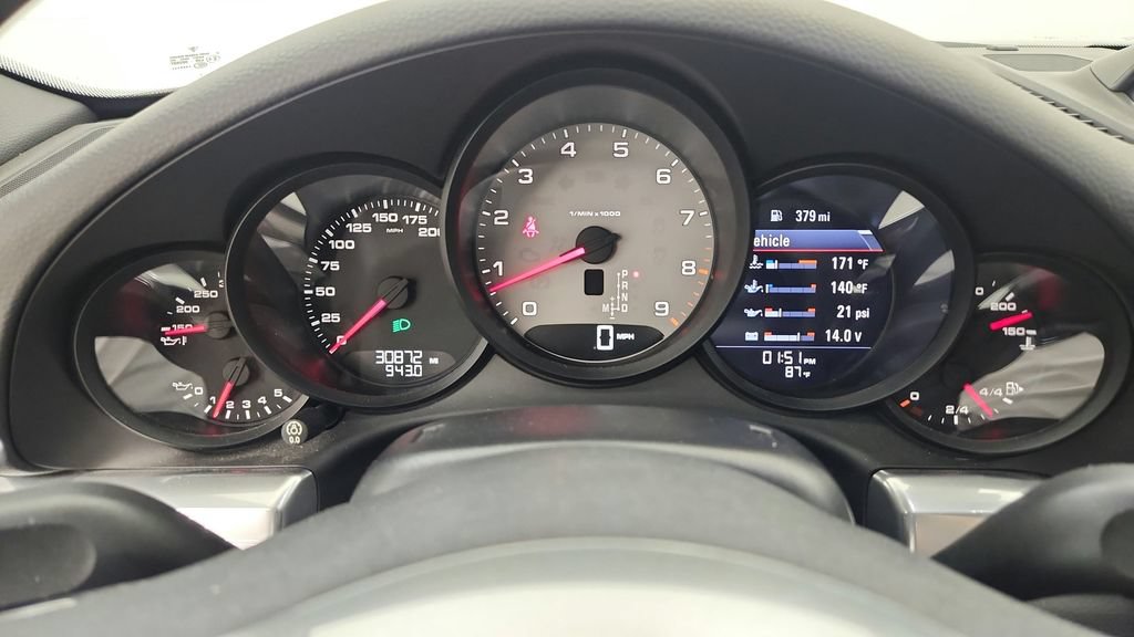 Used 2013 Porsche 911 Carrera 4S AWD/4WD image 32