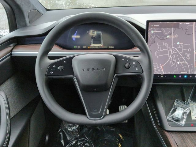 Used 2024 Tesla Model X AWD/4WD image 13