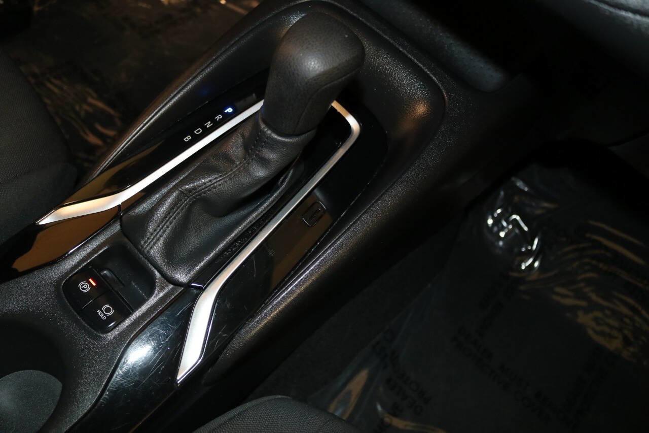 Used 2022 Toyota Corolla LE image 47