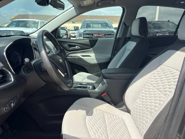 Used 2020 Chevrolet Equinox LS w/ LS Convenience Package AWD/4WD image 12
